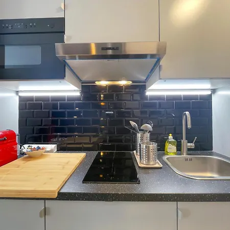 Victoria 2 Pers Parcheggio Ac Wifi Apartment *
